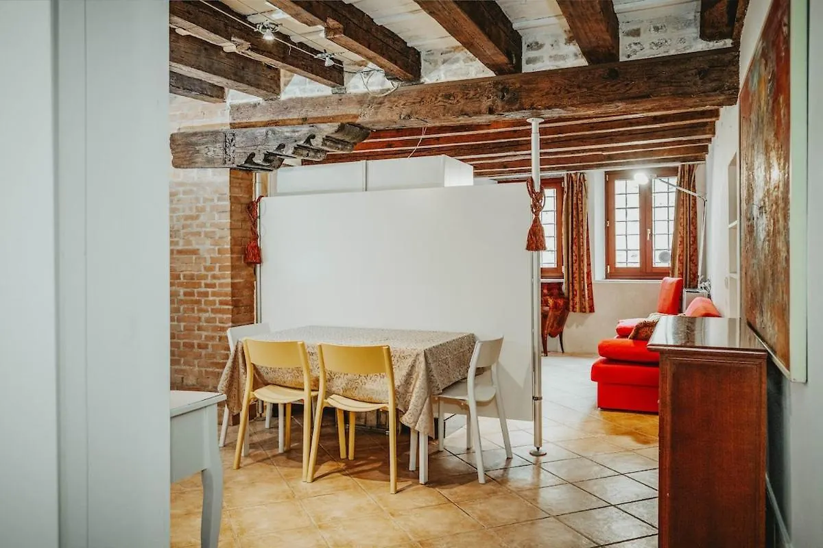Apartment Autentico Rifugio Veneziano Bilocale Nel Cuore Di Cannaregio