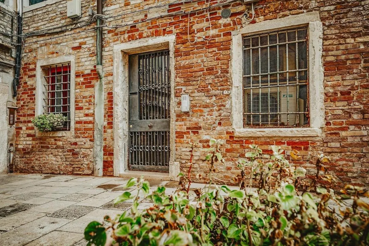 Apartment Autentico Rifugio Veneziano Bilocale Nel Cuore Di Cannaregio